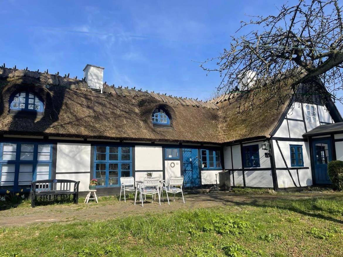 Vaerelser I Historisk Hus Med Sjael Og Atmosfaere Helsinge Εξωτερικό φωτογραφία